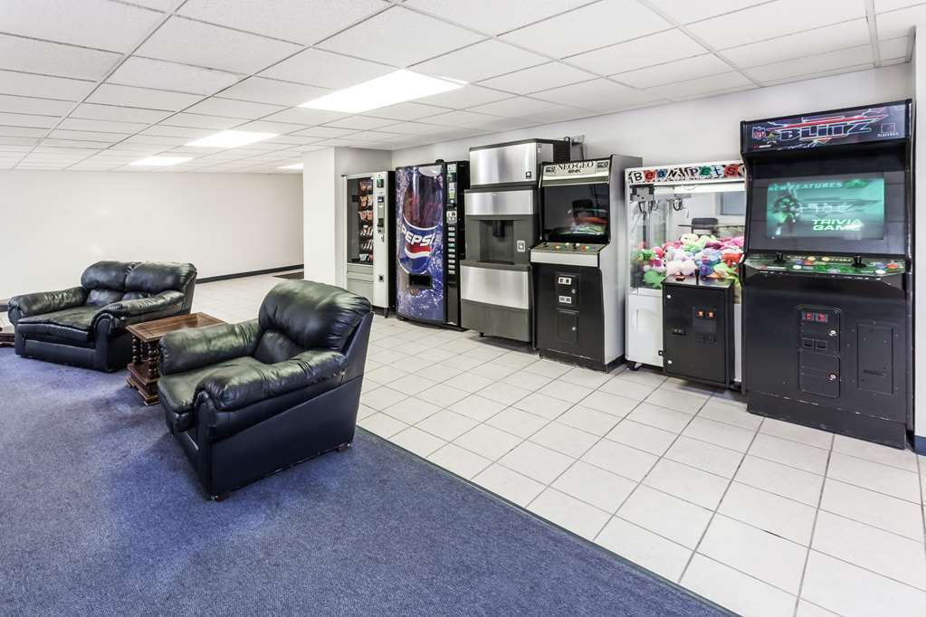 Super 8 By Wyndham Hebron Lowell Area Interior foto